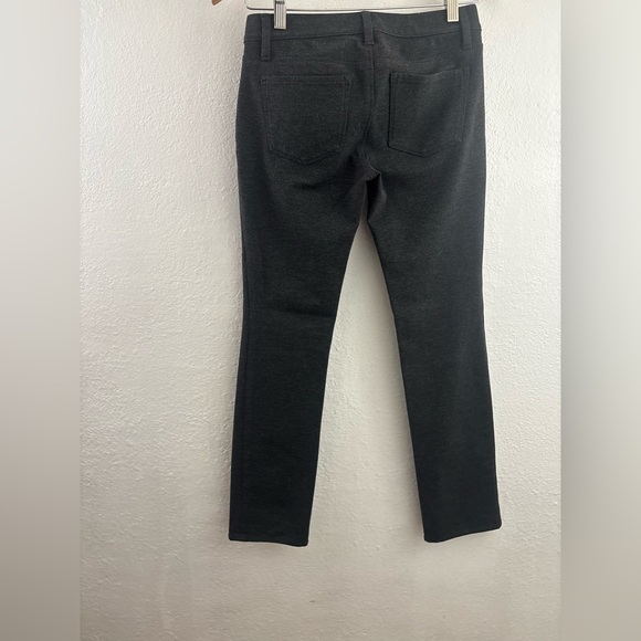 Ann Taylor women's stretch pants in a dark gray size 2P - Picture 6 of 8